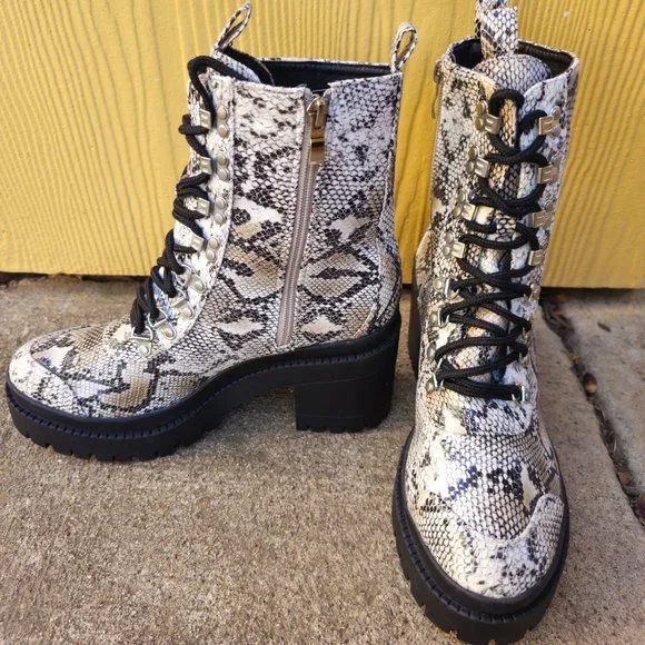 Fashion Nova Snake Print Combat Boots Women Size 11 - Picture 6 of 7